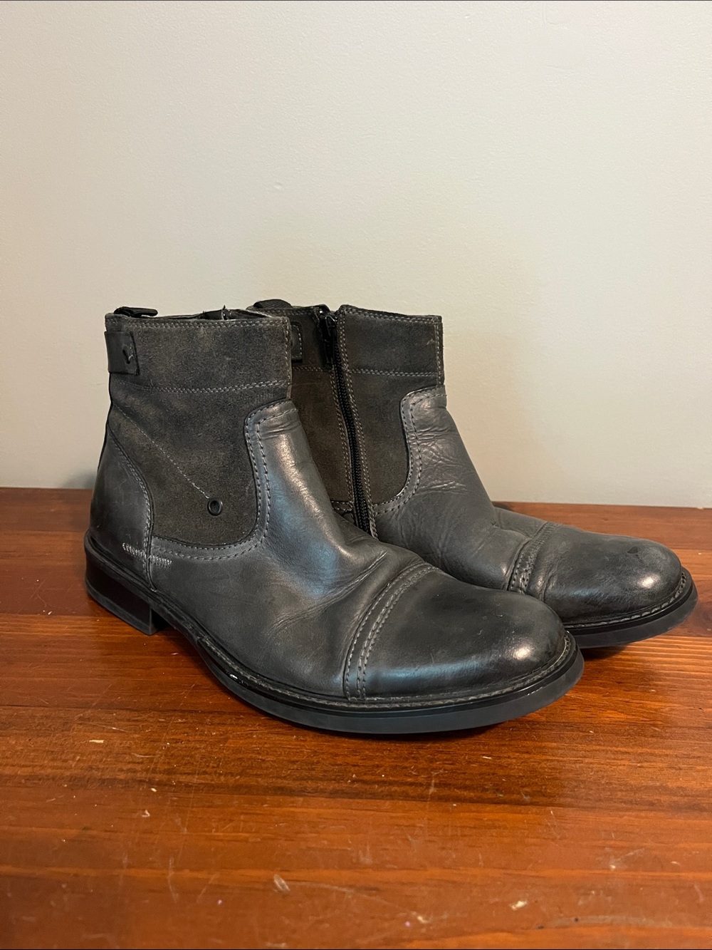 Men’s Alfani "Brute" Men's Cap Toe Side Zip Ankle Boots, Size 8.5